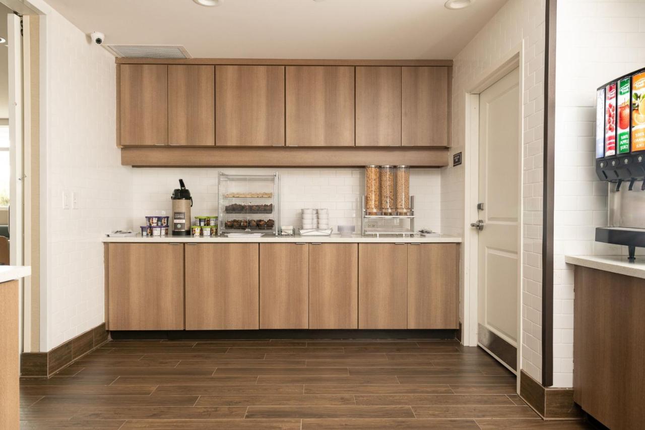 Residence Inn By Marriott Toledo West Buitenkant foto