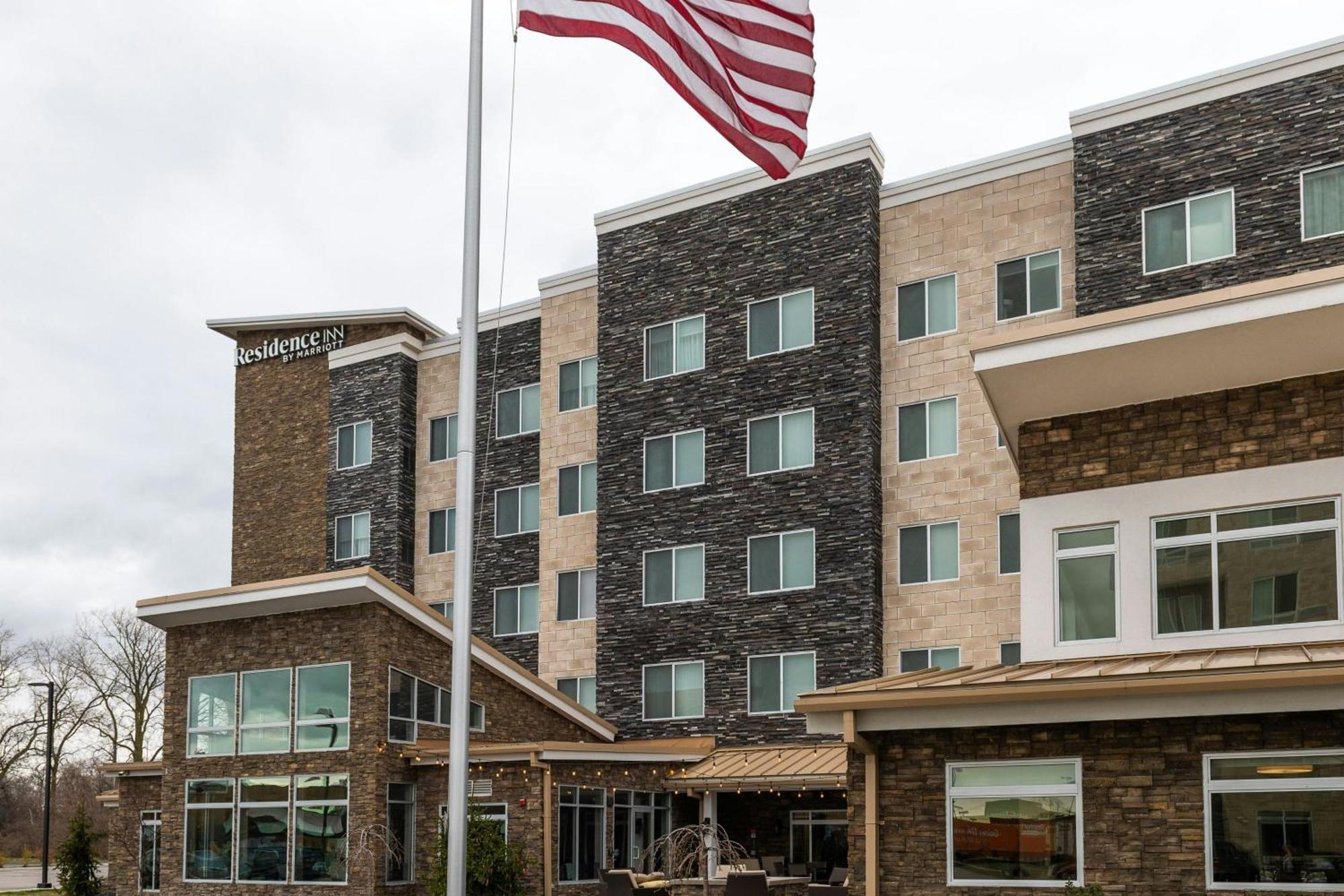 Residence Inn By Marriott Toledo West Buitenkant foto
